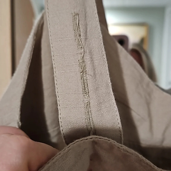 ABERCROMBIE Khaki short romper woth cut out. Size 0 NWT - Picture 11 of 11